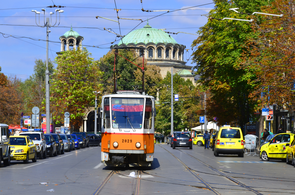 Sofie se pyšní jedním z nejdelších tramvajových systémů na světě (197 km) a jezdí tu i tramvaje z dílen ČKD. 